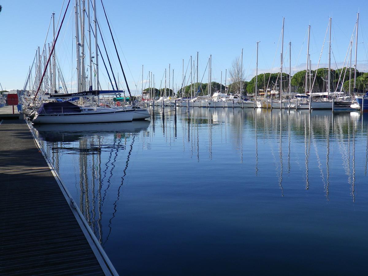 Le Spinaker Hotel Le Grau-du-Roi Buitenkant foto